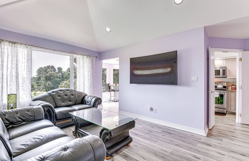 Butler House | Bright Guest House: 15 Mi to Dtwn Baltimore!