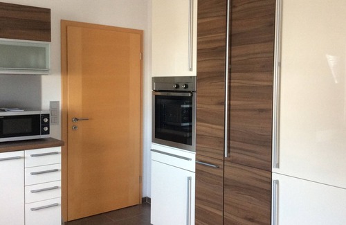 Tauberbischofsheim Apartment | Bright holiday apartment with WiFi in a central, quiet location
