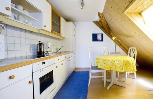 Bregenz Apartment | Bright Holiday Apartment “Bregenz 6 Top 4” with Wi-Fi, Terrace & Garden