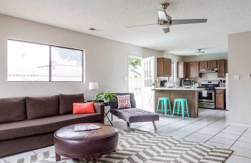Sutter House | Bright Large Private 2 Bedroom Guest House With Pool