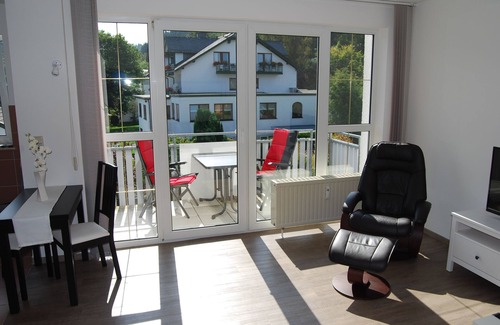 Stryck Apartment | Bright, light-flooded 2-room apartment with large balcony, parking space