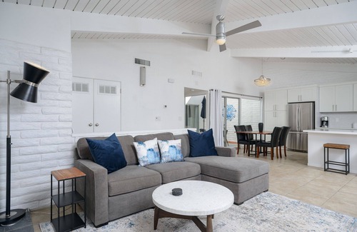 Carlsbad Condo | Bright One Level Condo in La Costa