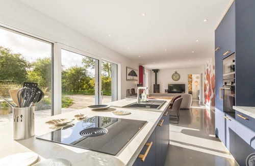 Sotteville Cottage | Bright passive house with garden, terrace & BBQ