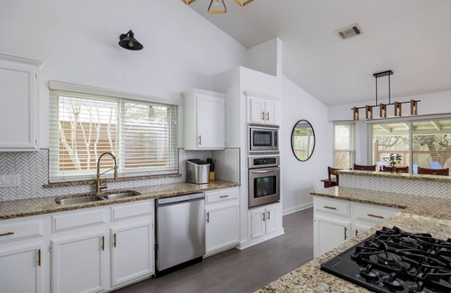 West Oak Hill House | Bright Space, Inviting Pool | The Plunge - Portoro