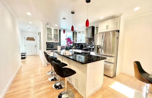 Inner Richmond Apartment | Bright Spacious 2bdr & 2bath Apt by Golden Gate Park and Presidio