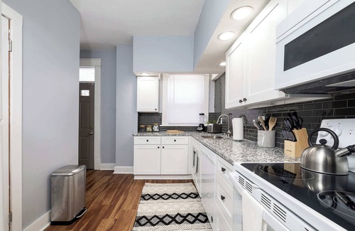 Old North Columbus House | Bright Spacious 5BR Perfect for Groups or Family
