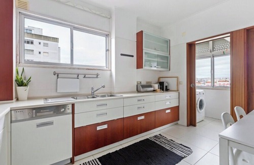 Benfica Apartment | Bright & Spacious Three-Bed Apartment in Lisbon
