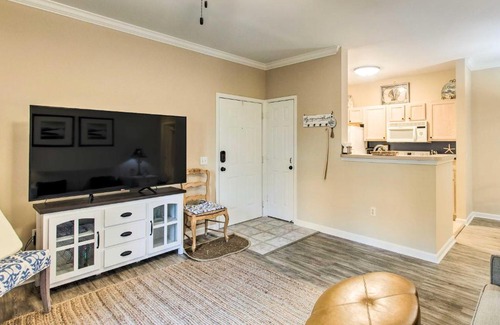 Saint Simons Heights Apartment | Bright St Simons Island Condo with Shared Pool!