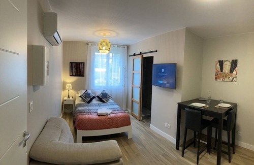 Arenes Romaines - Saint-Martin-du-Touch House | Bright studio with parking in Toulouse