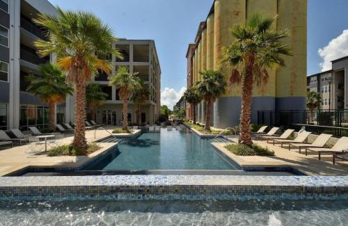 King William Apartment | Bright Stylish Studio Near Downtown