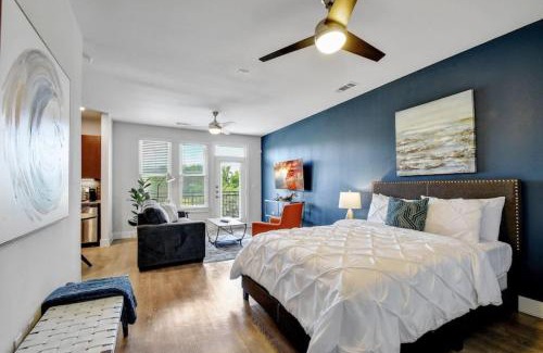 King William Apartment | Bright Stylish Studio Near Downtown