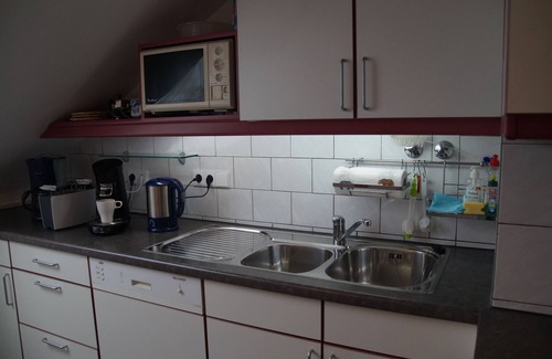 Oberwiehre Apartment | Bright top floor apartment on the 2nd floor with a large south-facing terrace and free WiFi