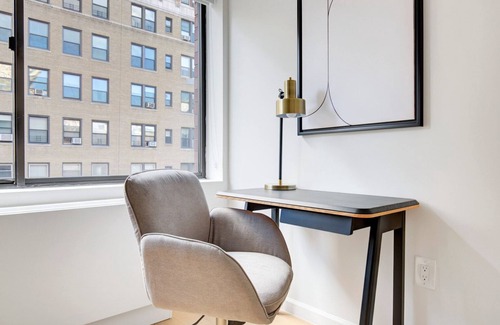 Upper West Side Apartment | Bright UWS 1BR w/Elevator & Gym, walk to Central Park, by Blueground