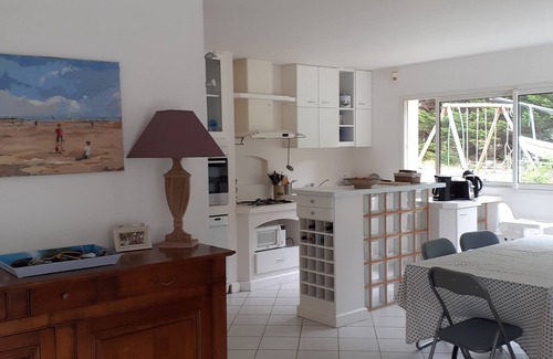 Penestin Villa | Bright villa set in 3000 m2 of wooded grounds 300 metres from the beach