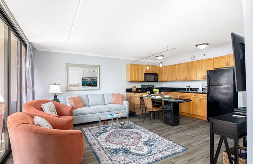 Waikiki Condo | Bright Waikiki 1BR with Stunning Ocean Views