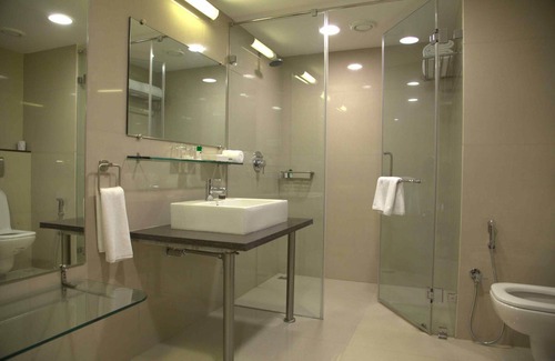 Indore Hotel | Brilliant Hotel & Convention Center