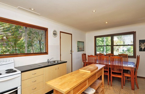 Tea Gardens House | Brilliant Location - Stones throw from the Myall River