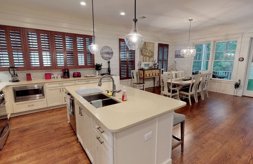 Jekyll Island House | BRINEY BREEZE @ OCEAN OAKS 4 bedrooms, 4.5 bathrooms