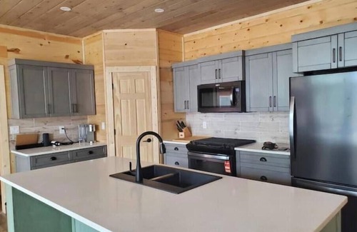 Northern Ontario Cottage | Bring the family to the lake and make lifelong memories!