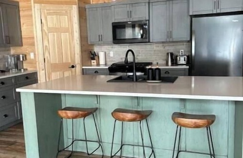 Northern Ontario Cottage | Bring the family to the lake and make lifelong memories!