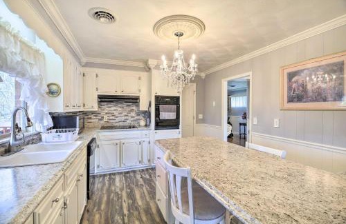 Bristol House | Bristol Retreat with Creek Access 2 Mi to Dtwn