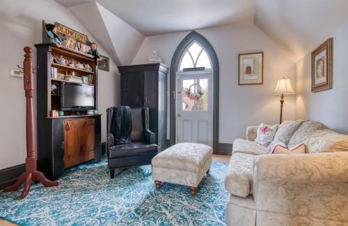 Elmira Bed & Breakfast | Bristow's Inn 1860 Historic Victorian Home