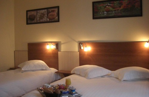 Varennes-Vauzelles Hotel | Brit Hotel le Magdalena