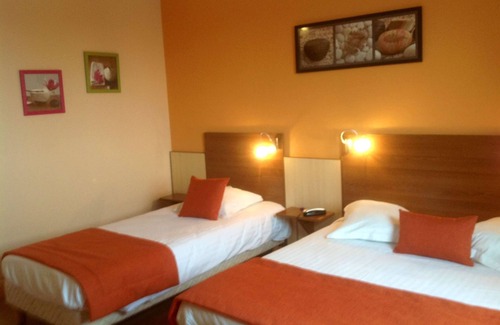 Varennes-Vauzelles Hotel | Brit Hotel le Magdalena