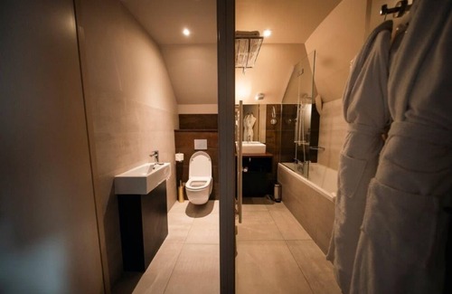 Lisieux Hotel | BRIT HOTEL PRIVILEGE LISIEUX – La Villa des Arts
