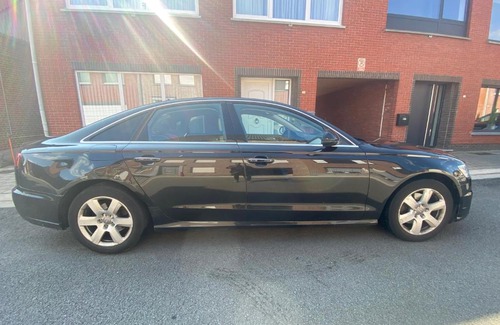 Evere Boat Rental | Brixlane Taxi Applicatie Service