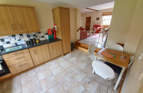 Peopleton House | Broad Iron Cottage - Peace and tranquillity in a beautifully converted barn