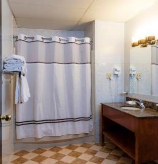 Midtown South Hotel | Broadway Plaza Hotel