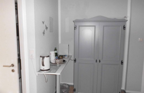 Bad Segeberg Apartment | Broers, private room - twin room, shower, WC