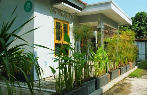 Yogyakarta House | Brojos Homestay near Malioboro