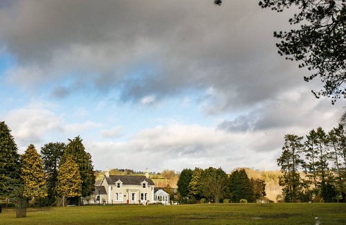 Lisburn Cottage | Brookhall Gatelodge Cottage no.86