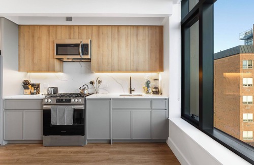 Bath Beach Apartment | Brooklyn Serenity: Luxe Comfort with Top Amenities