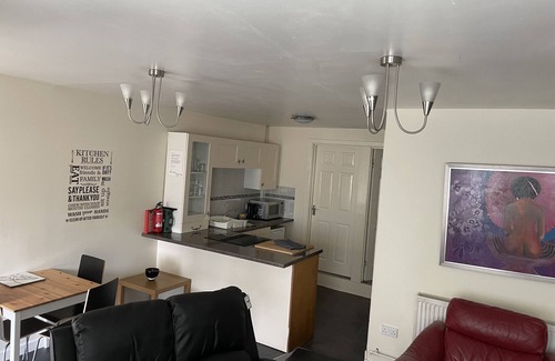 Skewen Apartment | Brookside Mews. An affordable letting, clean and tidy two bed apartment.