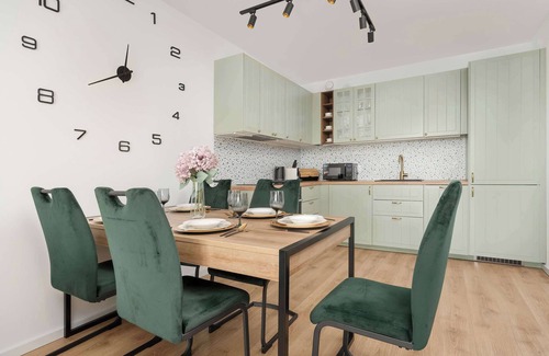 Srodmiescie Apartment | Browary Wroclawskie 248 Apartment with a View