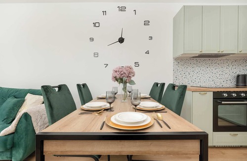 Srodmiescie Apartment | Browary Wroclawskie 248 Apartment with a View