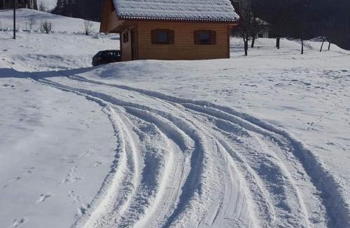 Gorenji Novaki Ski Chalet | Brunarica Jeršin