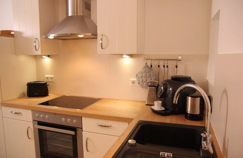 Eslohe House | Brunnenhaus - Holidays on the estate