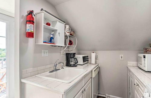 Brunswick Apartment | Brunswick Retreat < 1 Mi to Potomac River!