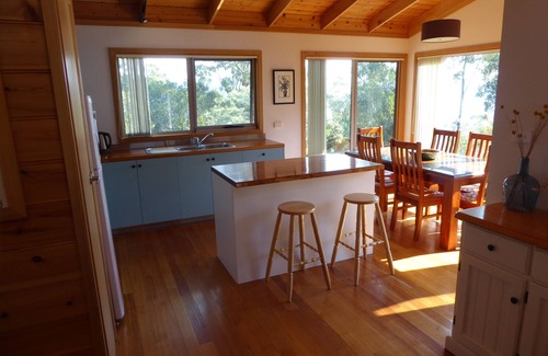 Dennes Point House | Bruny Island Breakaway