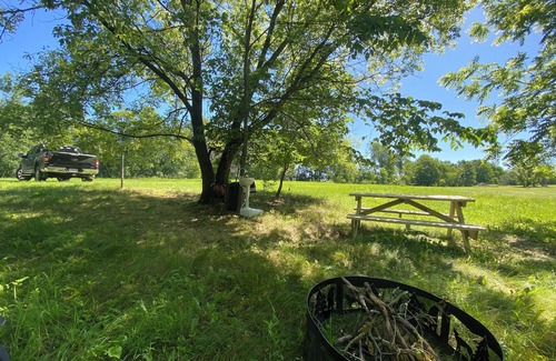 Viroqua RV Rental | Brye’s Bad Axe Ridgetop Campsite