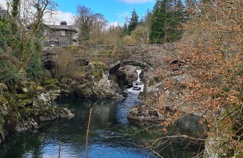 Gwynedd- Snowdonia House | Bryn Afon