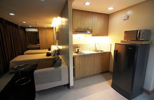 Wack-Wack Greenhills Hotel | BSA Twin Towers Ortigas