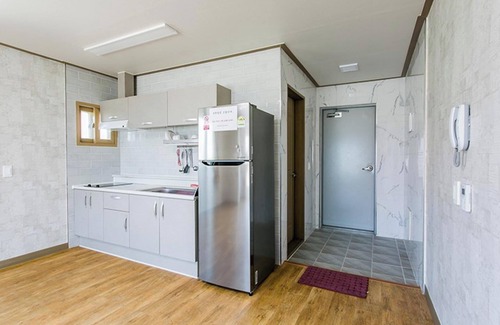 Surak-tong House | Buan Surak Pension