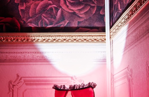 Thann House | Bubble of love, a romantic night