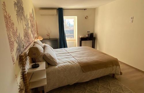 Dieulefit House | Bubble rooms Chambres confortables en plein centre de Dieulefit