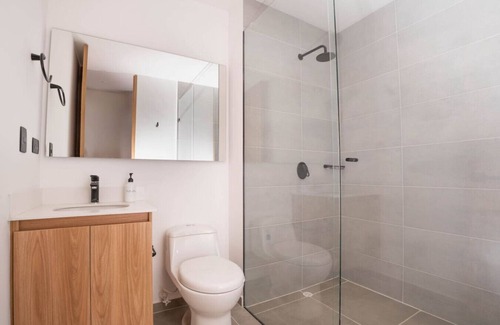 San Diego Apartment | Bubble & Work - Jacuzzi + Workspace 1BR in Poblado